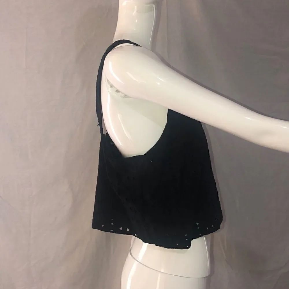 Mossimo Crop Top   - Picture 3 of 6